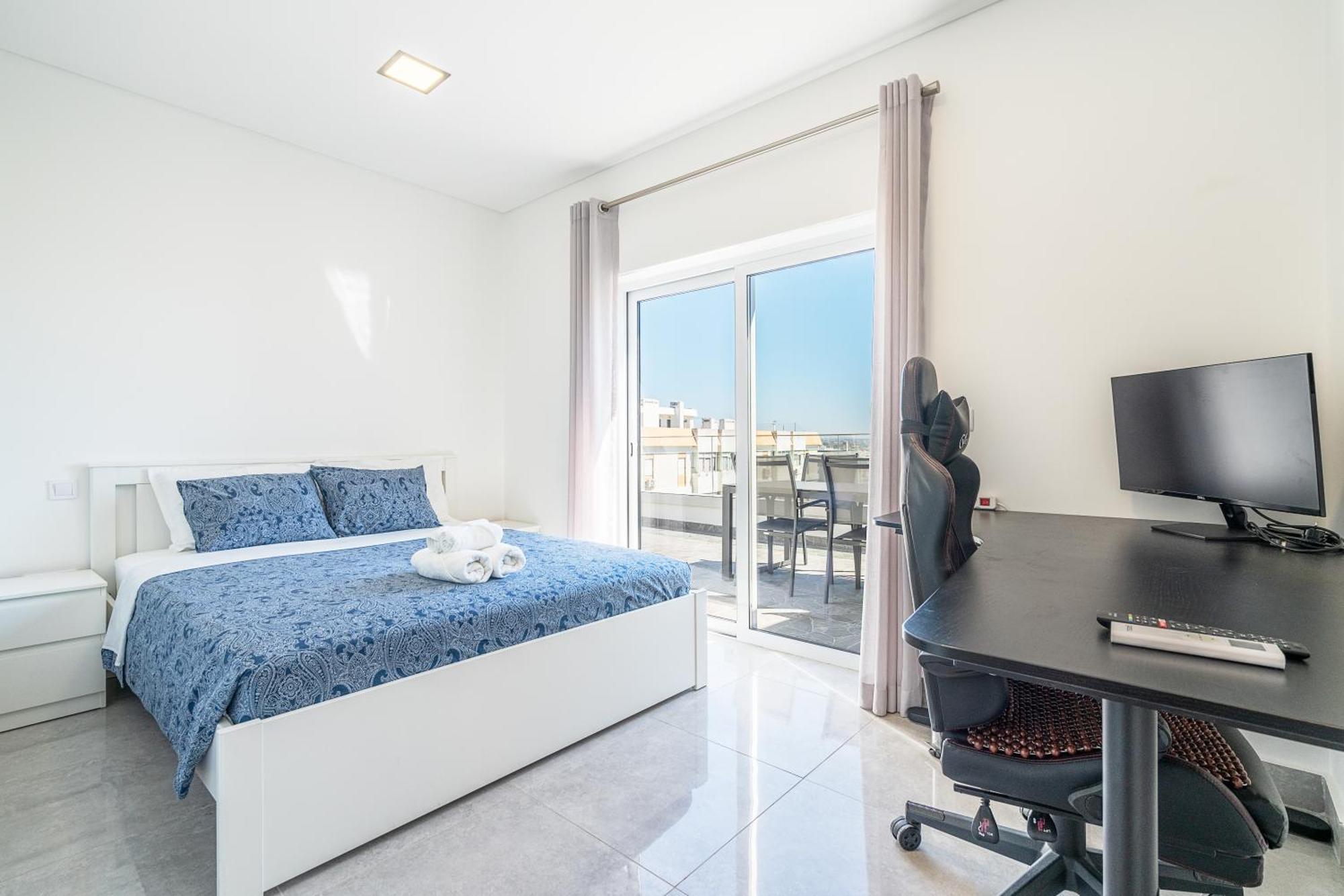 New Luxury Penthouse Beachfront In The Algarve Armacao de Pera Exterior foto